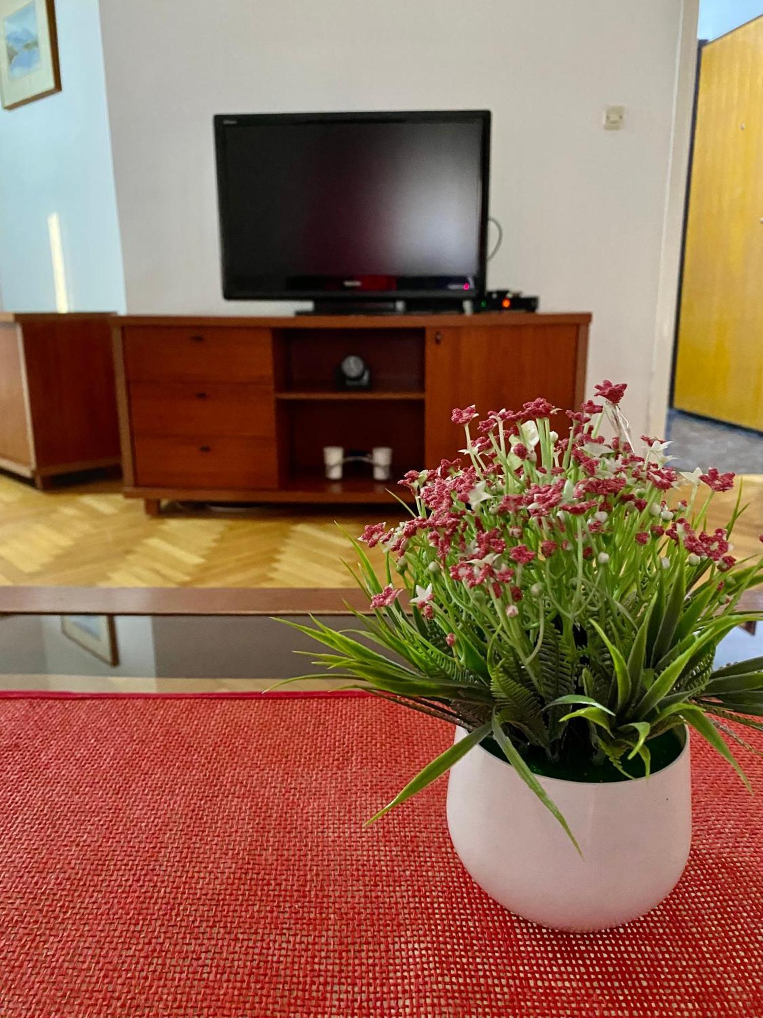 He-Ra Apartments City Centre Skopje Eksteriør billede